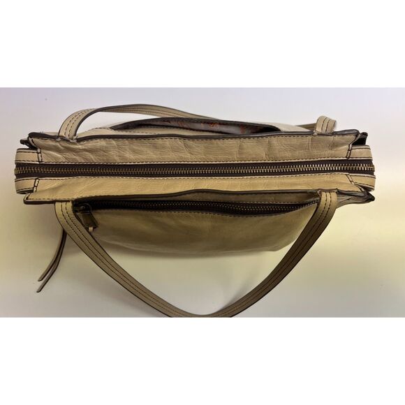 HOBO International Affinity cream-colored leather shoulder bag - Picture 8 of 12